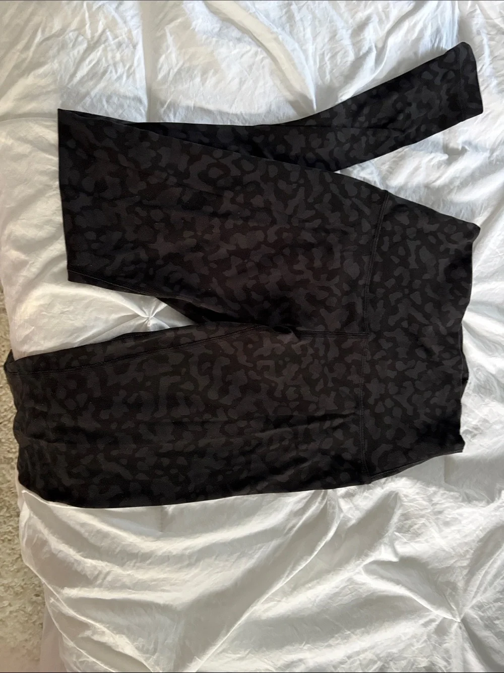 Women’s Lululemon yoga pants /leggings